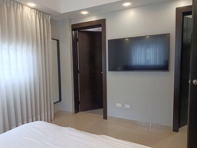 Hermoso Apartamento Amueblado, 1 Habitación + Estudio, Gym, Naco - Imagen 2
