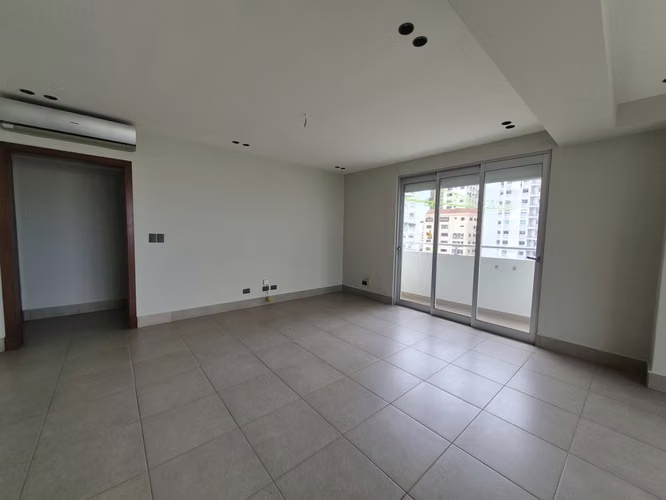 Apartamento en alquiler  Piantini, 2 hab con linea blanca - Imagen 3