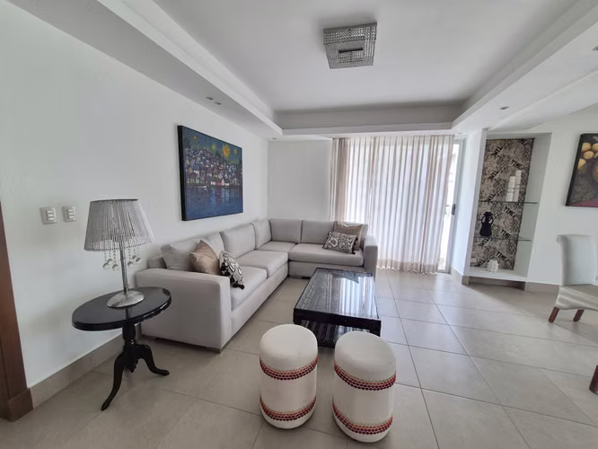 Apartamento en alquiler Piantini, 2 hab amueblado - Imagen 2
