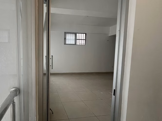 Local Comercial Alquiler NACO de 44m2 – Primer Nivel - Imagen 2