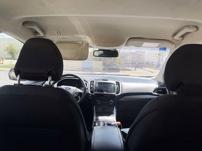 VENTA DE TRASPASO FORD EDGE 2019 NEGOCIABLE