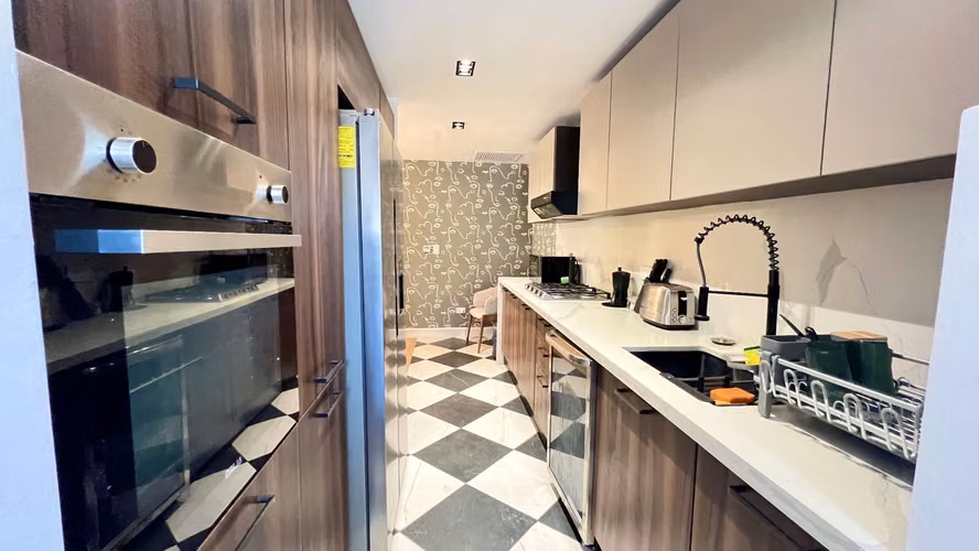 Apartamento de 2 habitaciones amueblado con jacuzzi en venta  - Imagen 11