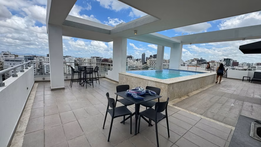 ¿BUSCAS UN APARTAMENTO AMUEBLADO DONDE PUEDAS LLEGAR, INSTALARTE Y EMPEZAR A VIVIR?   Evaristo Morales, Santo Domingo - Imagen 8
