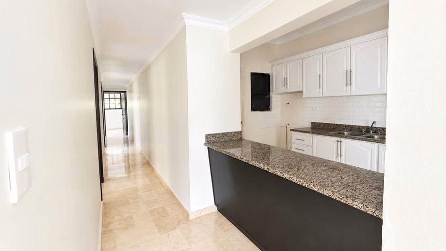 Apartamento en alquiler Bella Vista | 228 m² | 3 hab. | 2 parqueos - Imagen 7