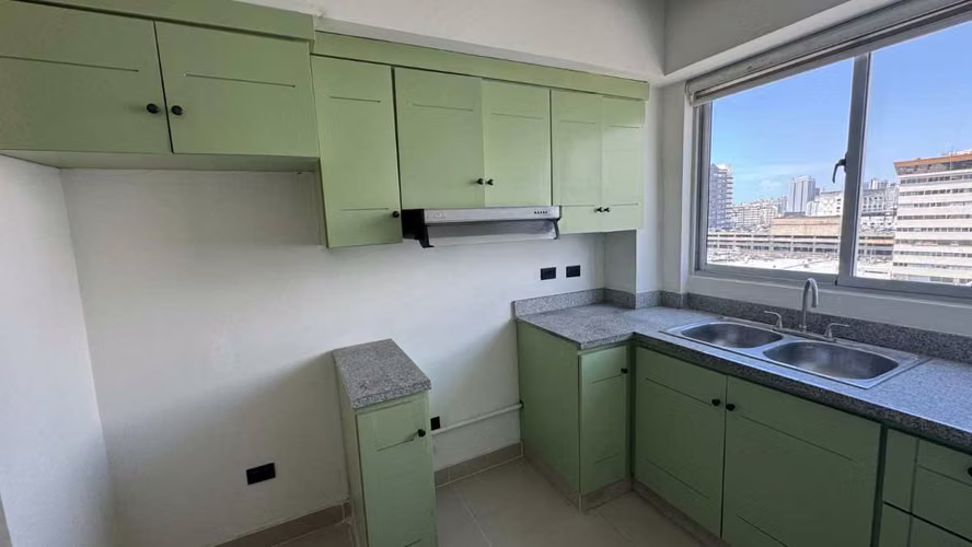 Penthouse en Naco de oportunidad - Imagen 4