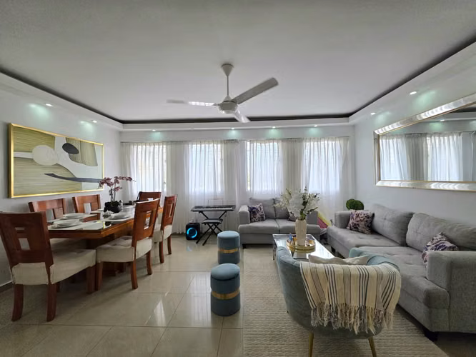 VENDO apartamento 3er nivel sin ascensor en el sector de Alma rosa I   - Imagen 2