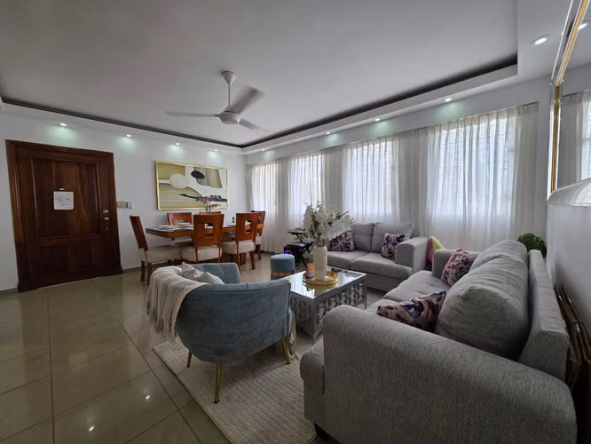 VENDO apartamento 3er nivel sin ascensor en el sector de Alma rosa I  