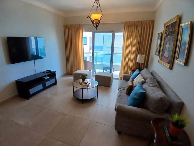 Apartamento en Alquiler de 2 Habitaciones Amueblado en Naco Santo Domingo 