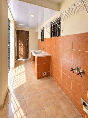 Se vende casa en las praderas de 3 habitaciones con piscina y jacuzzi en residencial cerrado - Imagen 7