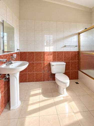Se vende casa en las praderas de 3 habitaciones con piscina y jacuzzi en residencial cerrado - Imagen 12