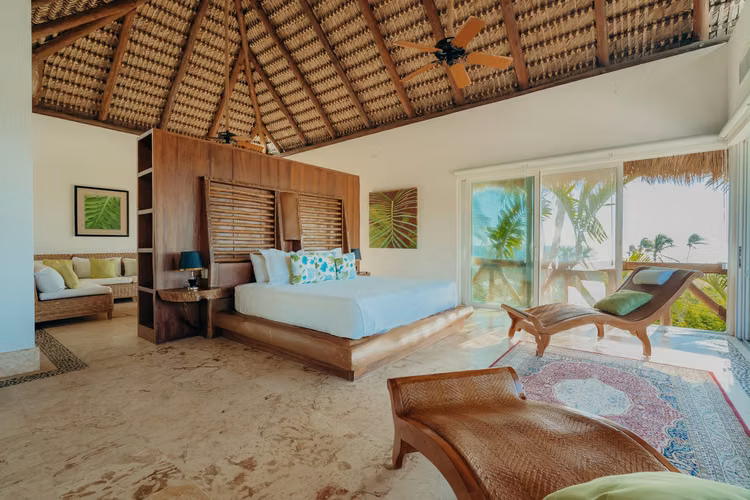 Villa de Lujo en Caletón, Cap Cana | 1,750 m² con Vista al Mar y al Golf