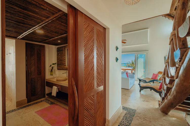Villa de Lujo en Caletón, Cap Cana | 1,750 m² con Vista al Mar y al Golf