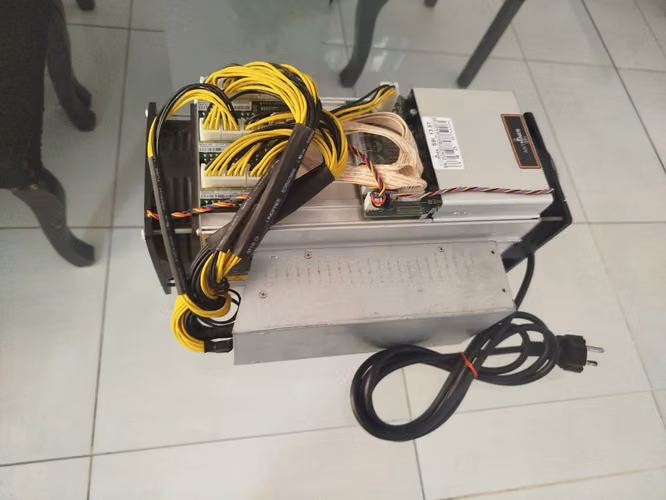 Bitmain Antminer S9i en Boca Chica (no envío) - Imagen 2