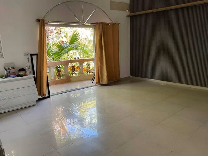 Oportunidad - Esta espectacular residencia ha sido diseñada para quienes buscan amplitud, comodidad y acabados de primer - Imagen 9