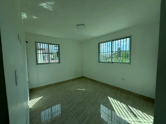  APARTAMENTO EN VENTA – SABANETA LAS PALOMAS  Excelente oportunidad para adquirir tu apartamento en segundo nivel, con - Imagen 2