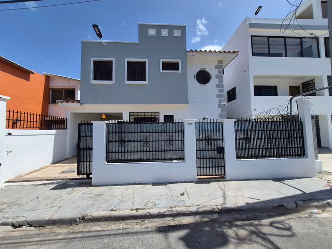 Casa ubicada en el Residencial Romana La Romana - Imagen 1