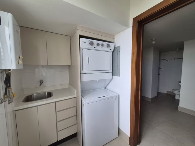 Apartamento en alquiler Piantini, 2 hab con linea blanca - Imagen 7