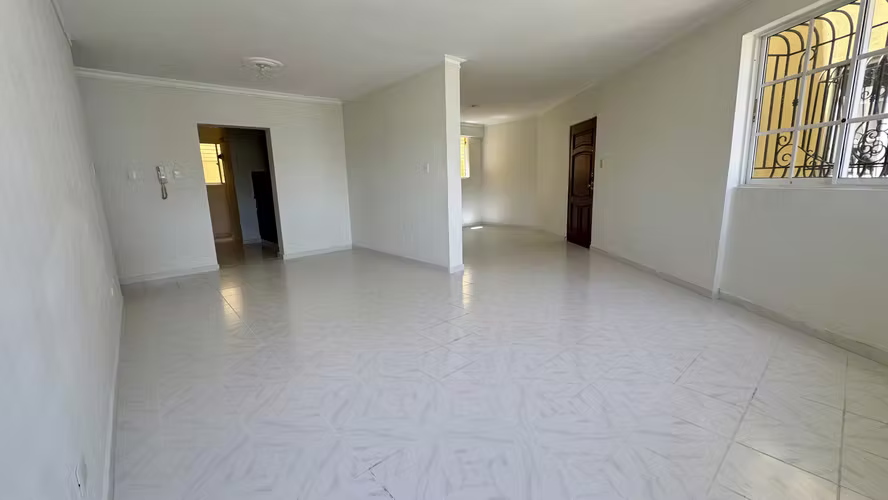 APARTAMENTO EN VENTA URBANIZACIÓN EL PARAISO, SANTIAGO  - Imagen 3