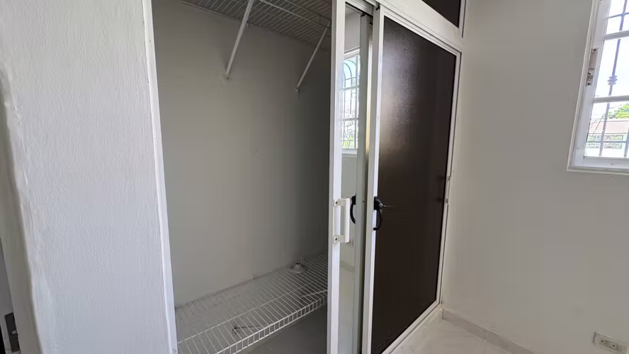 APARTAMENTO EN VENTA URBANIZACIÓN EL PARAISO, SANTIAGO  - Imagen 6