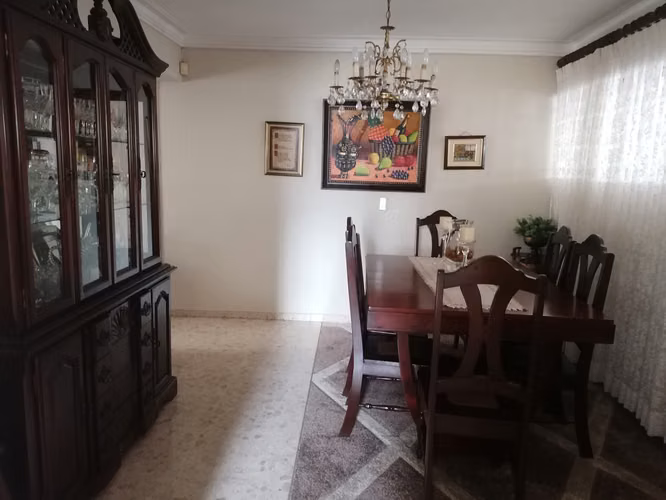 OPORTUNIDAD ÚNICA PARA INVERSORES! Venta de Edificio Multifamiliar en San Cristóbal, Republica Dominicana