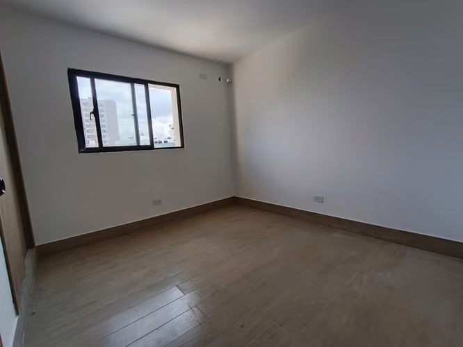 Apartamento de 3 habitaciones con terraza privada en venta  - Imagen 8