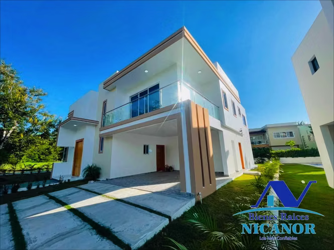 Casa en residencial privado en venta en puerto plata