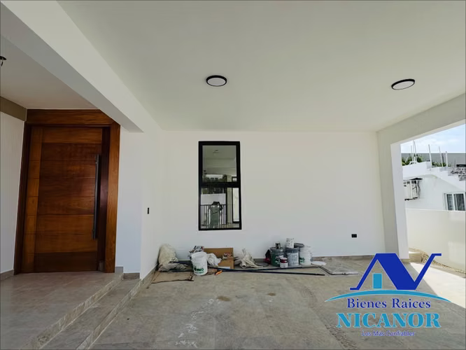 Casa de dos niveles en venta en puerto plata - Imagen 2