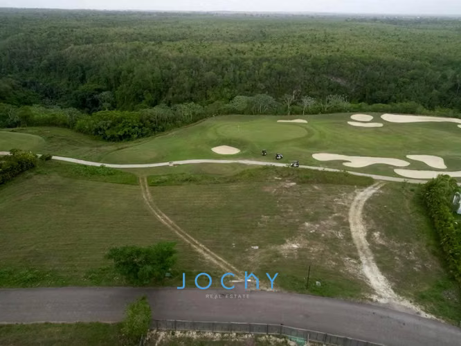 Jochy Real Estate vende, solares en la Estancia Golf Resort, R.D 