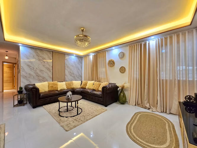 Apartamento en Alquiler Amueblado en Brisa Oriental, cerca de la Av Ecologica 1ro piso 
