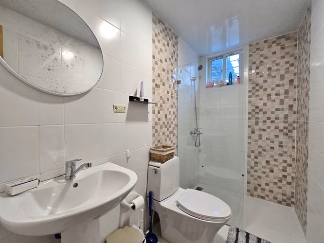 Apartamento en Alquiler Amueblado en Brisa Oriental, cerca de la Av Ecologica 1ro piso 