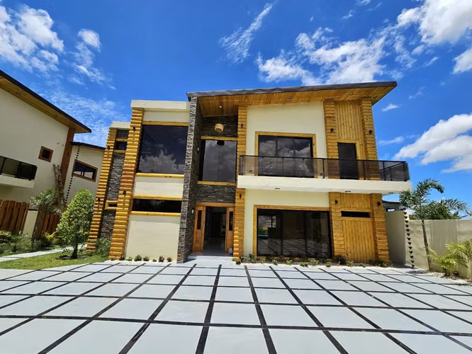 New villa for sale in jarabacoa near the village by the Camu River