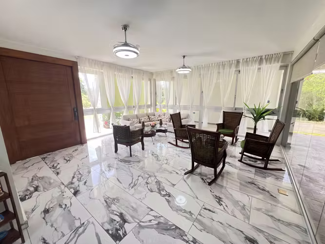 Villa de Lujo en Venta en jarabacoa cerca del Rio Complejo Amueblada con vista a las montañas