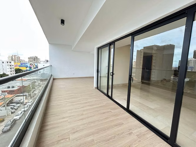 Apartamento en renta de 3 habitaciones en el Ensanche Naco - Imagen 2