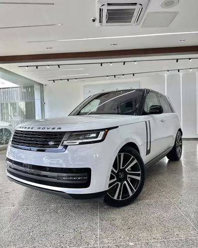 Range Rover Vogue 2023 Full 4,000 millas 