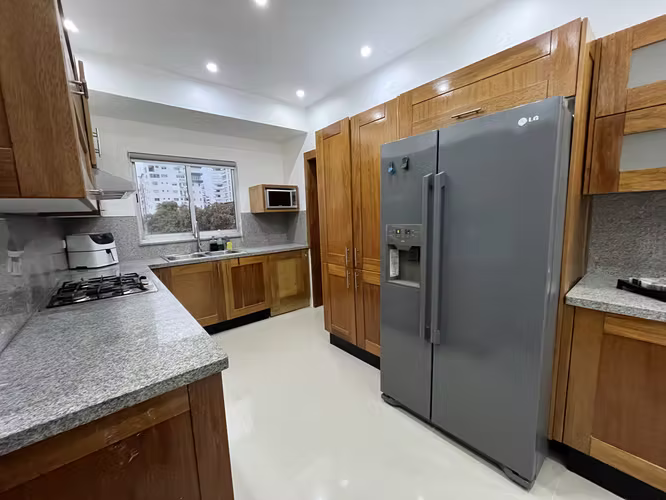 Apartamento en Alquiler en Serralles Amueblado de TRES Habitaciones  - Imagen 4
