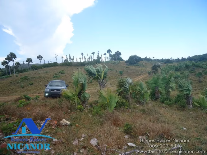Terreno de 452,500 M2 frente a la playa en venta en puerto plata - Imagen 5
