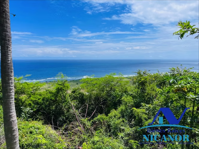 Terreno con playa y vista al mar en venta en Luperon puerto plata - Imagen 5