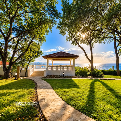 VILLA EN VENTA EN SOSUA  PLAYA CHIQUITA  Con acceso privado a la playa - Imagen 9