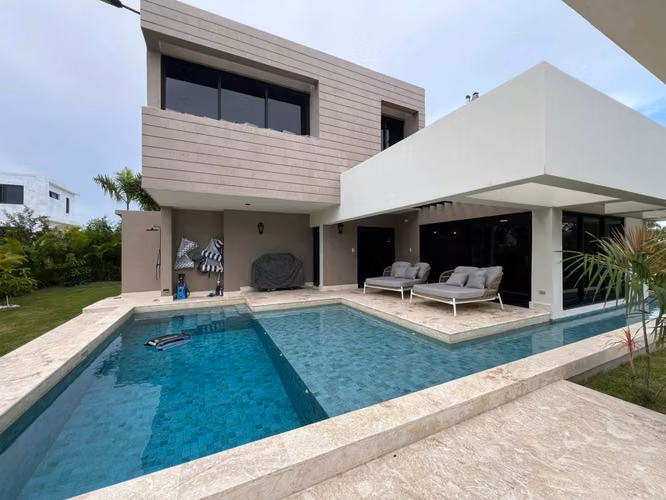  CASA TIPO VILLA DE LUJO, AMUEBLADA EN VENTA | PUNTA CANA - Imagen 3