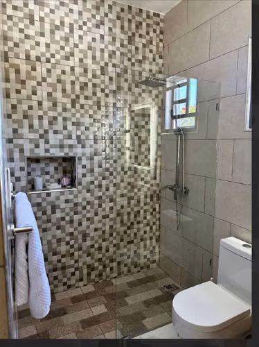 Casa en renta en residencial privado con control de acceso 