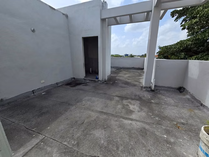 Apartamento con Terraza Privada Jacobo Majluta  4to Piso   - Imagen 3