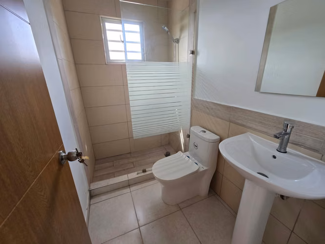 Apartamento con Terraza Privada Jacobo Majluta  4to Piso   - Imagen 9