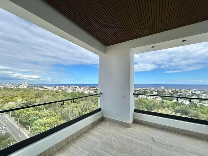 Venta Apartamento sector de Bella Vista, Santo Domingo.