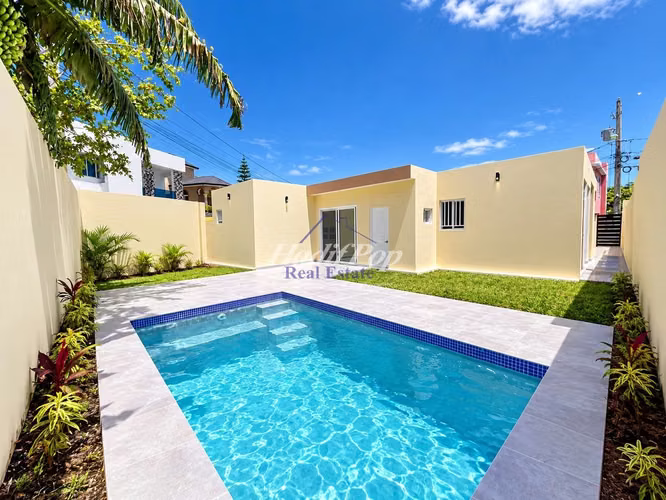  Casa Nueva Con Piscina en Renta en urbanización Torre Alta, Puerto Plata.  - Imagen 3