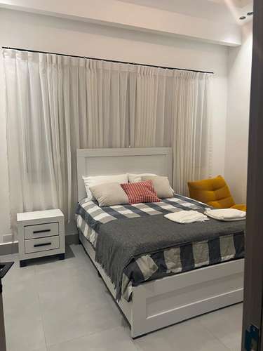 Alquiler en Naco | 1 Habitación Amueblado con Vista