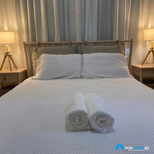 Apartamento Amueblado en Bellavista - Torre Discreta, 2 Hab + Servicio - Imagen 2