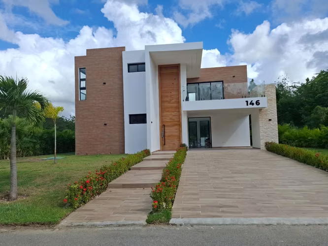 Vendo villa en playa nueva romana