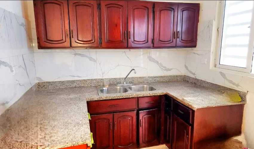 Renta de Casa Residencial o empresa en Av Independencia - Imagen 13
