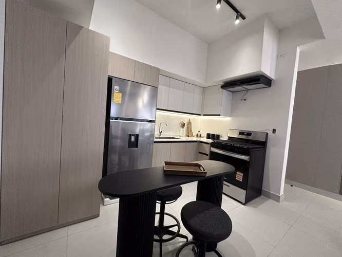  Apartamento en Alquiler en Evaristo Morales. - Imagen 8
