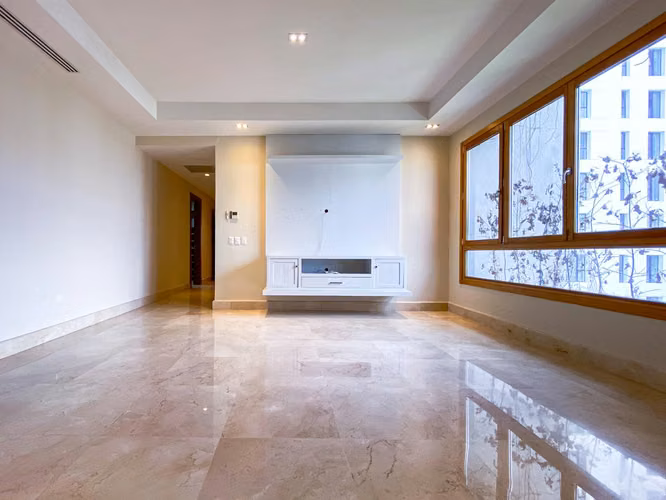 Apartamento en venta en Piantini con área social y 4 parqueos - Imagen 2